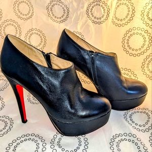 Black leather Christian Louboutin heels size 38